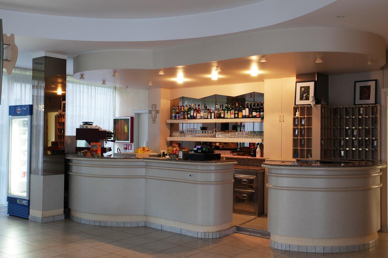 Hotel Santa Maria Червия Экстерьер фото